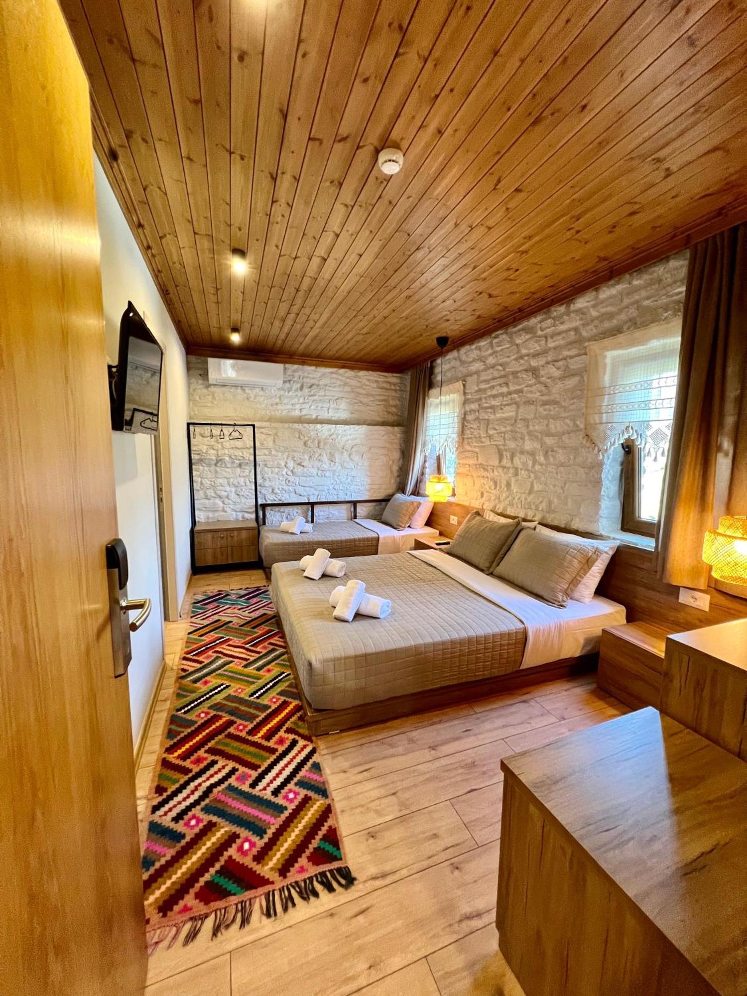 Hotel The Stone Sky 3*