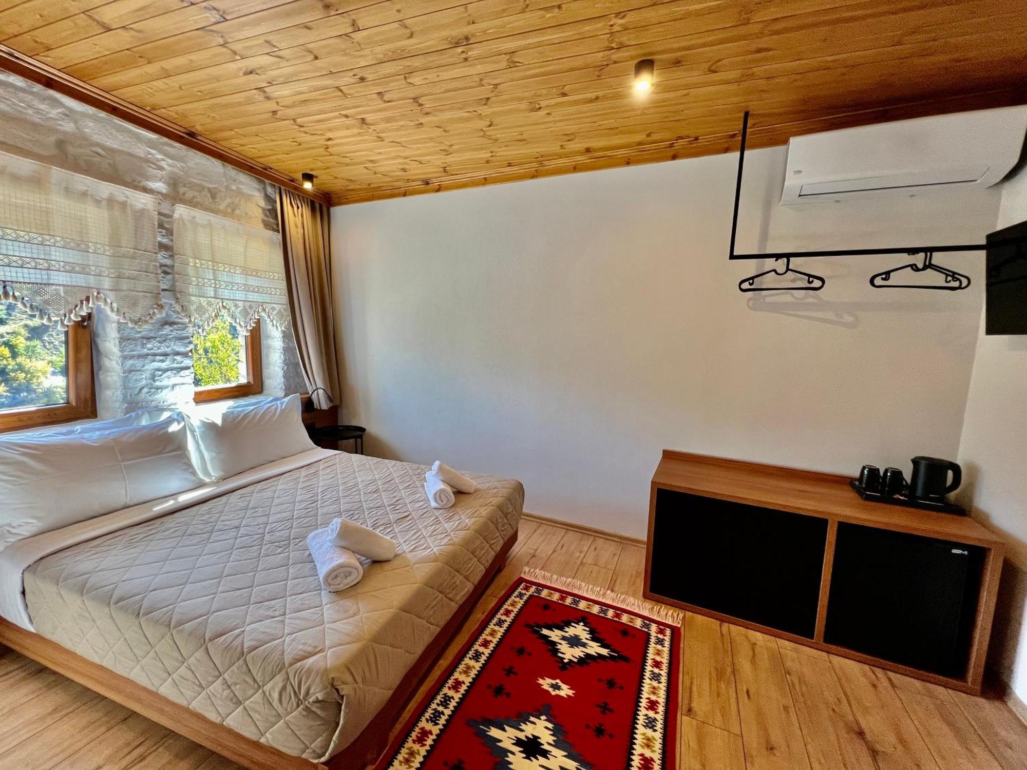 Hotel The Stone Sky Gjirokastër