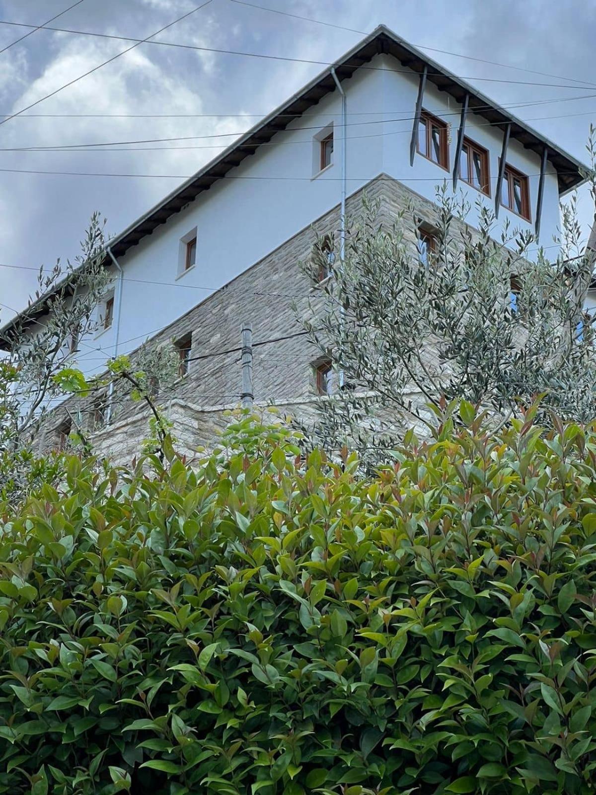 Hotel The Stone Sky Gjirokastër