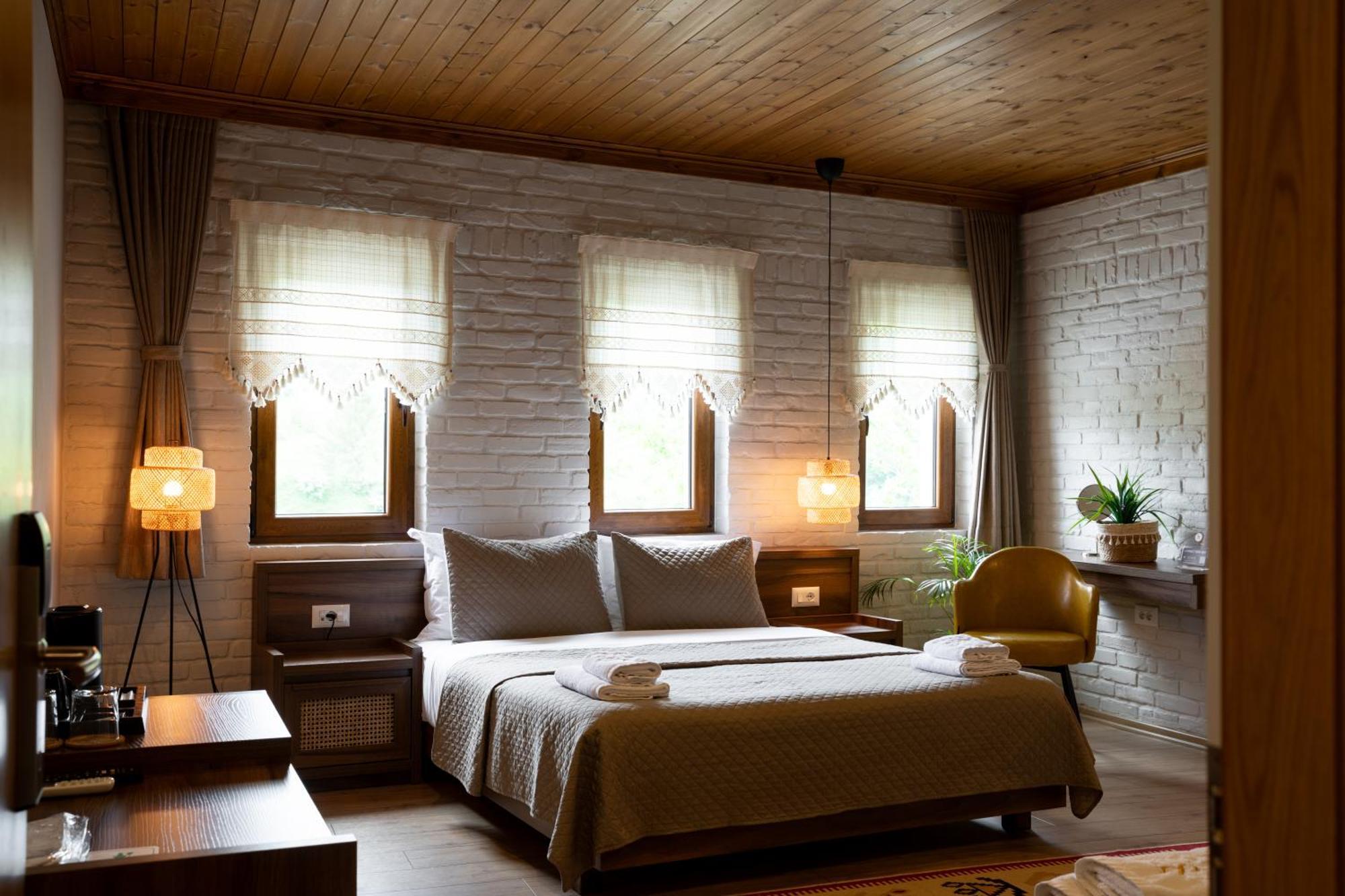 Hotel The Stone Sky