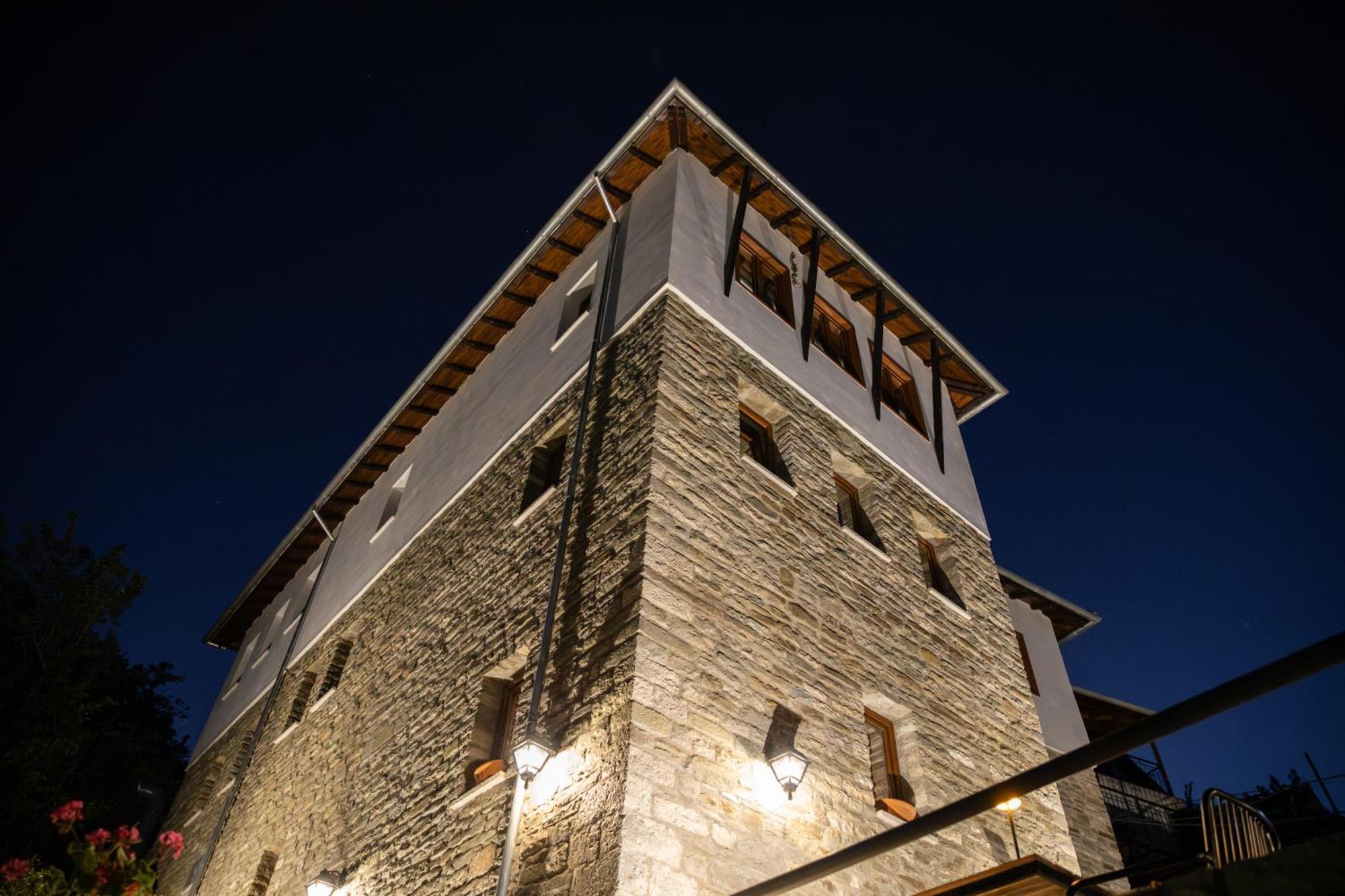 Hotel The Stone Sky Gjirokastër
