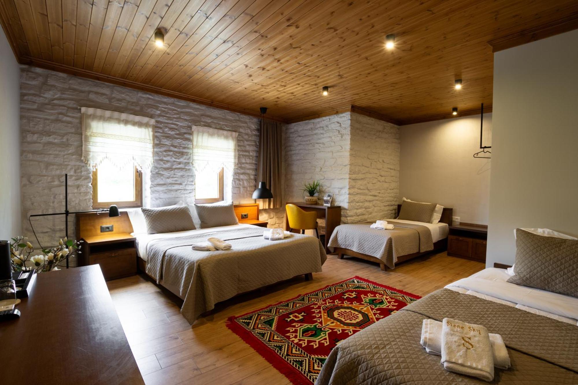 Hotel The Stone Sky 3*