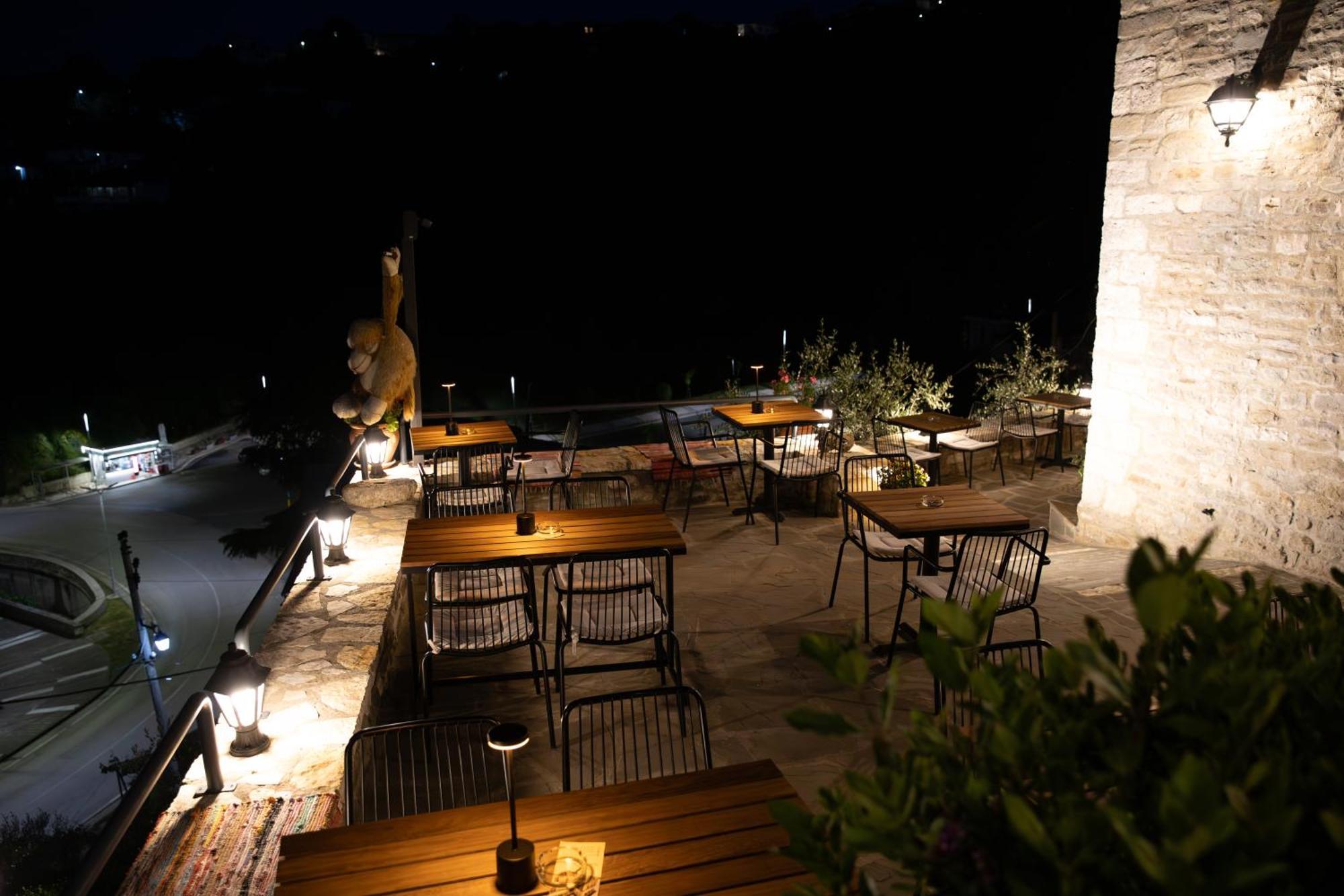Hotel The Stone Sky